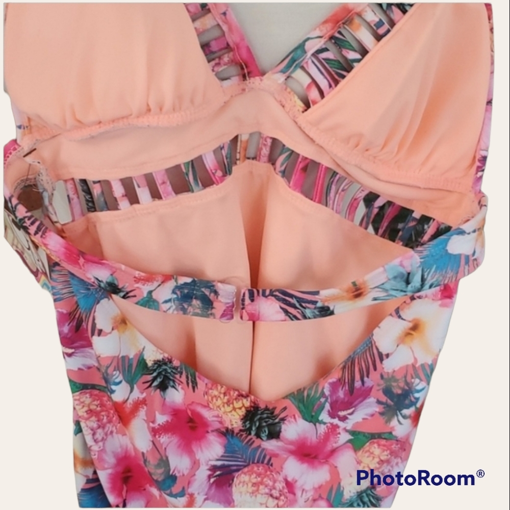 OP Swimsuit M 7-9 New - Picture 4 of 5